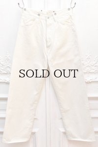 Taiga Takahashi　" BUCKLE-BACKED TROUSERS  "　col.Ivory