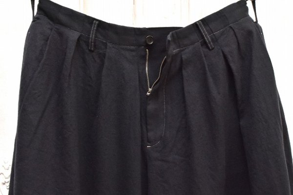 画像2: KHOKI　" Washed wool balloon pants "　col.Navy