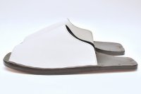 JUTTA NEUMANN　" KAHTAN for Cristaseya - Leather Sandals "　col.White