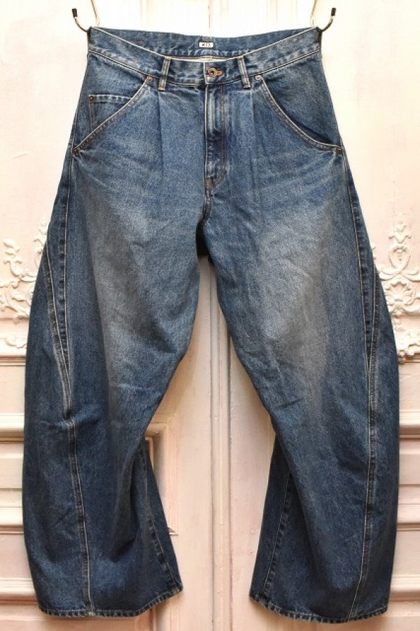 画像1: KHOKI　" 3D cutting denim pants "　col.indigo