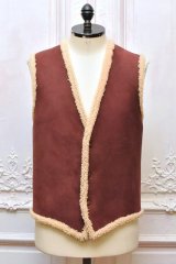 DECHAMPS　" SHEARLING Vest "　col.Tonka / Cream