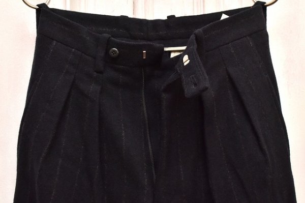 画像2: m's braque　" Tucked Baggy Pants "　col.Navy Chalk Stripes