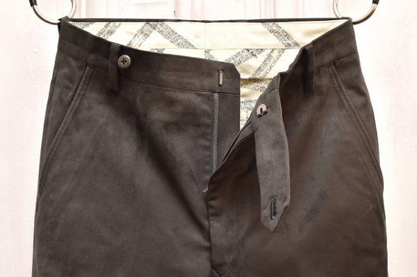 画像2: m's braque　" FLAIR Pants - Suede"　col.Charcoal grey