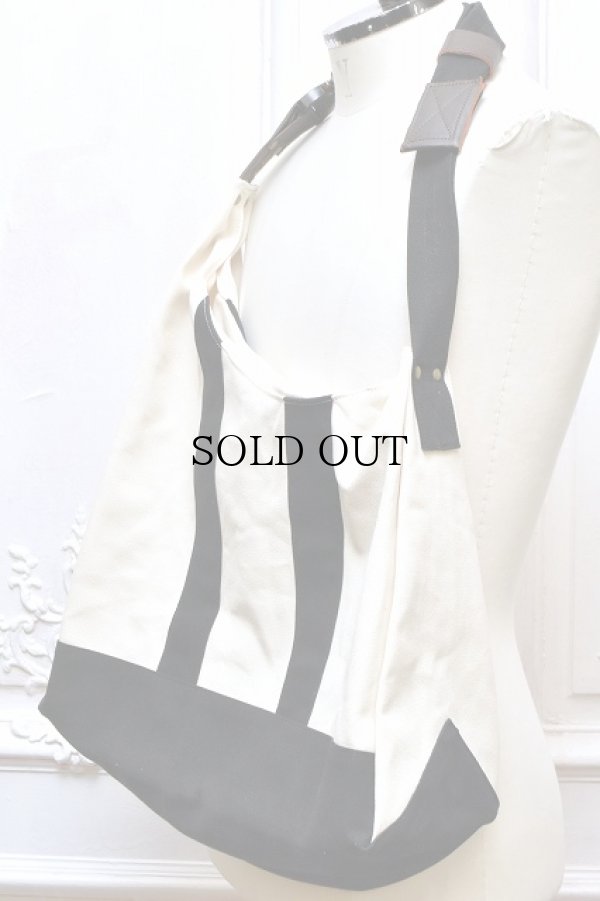 画像3: KHOKI　" 3D cutting messenger bag "　col.Black