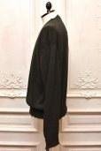 画像3: MAATEE＆SONS　" CASHMERE/G/S LOOSE V SWATER "　col.DeepKhaki (3)