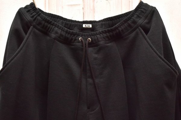 画像2: KHOKI　" Pleated Balloon Sweat Shorts "　col.Black