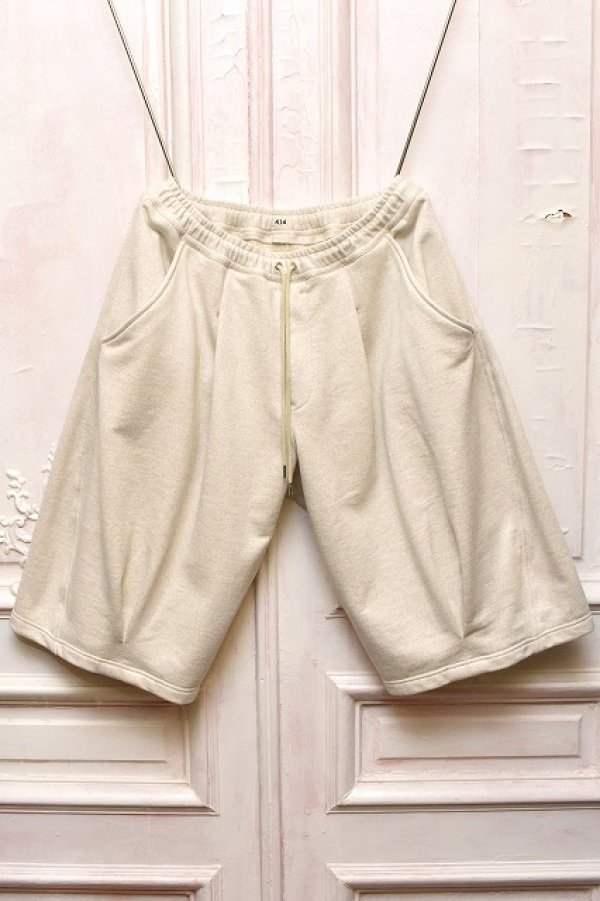 画像1: KHOKI　" Pleated Balloon Sweat Shorts "　col.Oatmeal