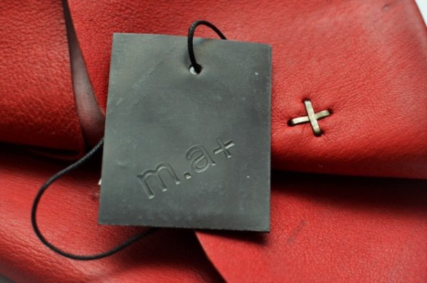 画像10: m.a+　" EXTRA LARGE WALLET WITH HOOK "　col.PIG LEATHER HIGH RISK RED